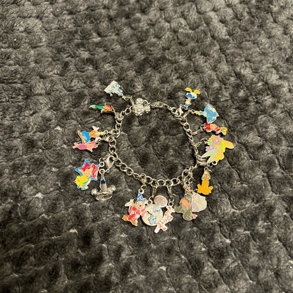 Like new *Original* Disney World charm bracelet with individual/removable charms